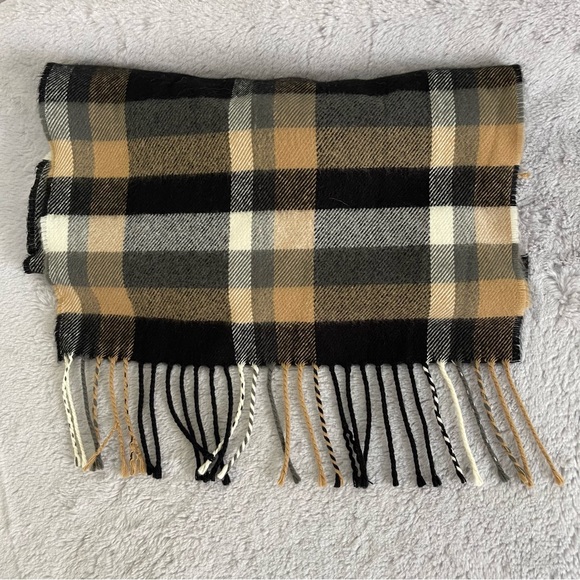 Plaid Scarf - Picture 2 of 3